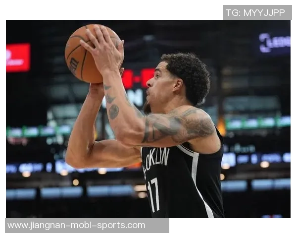 小迈克尔波特半场表现出色14中7砍下20分外加8篮板三分球命中率高达50